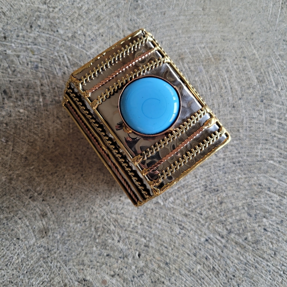 Brass cuff - Picture 2 of 3